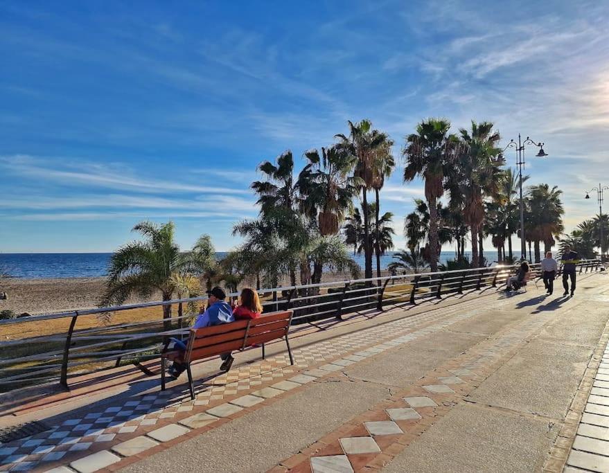 Encantador Duplex Para 6 A 1 Minuto De La Playa بينالماذينا المظهر الخارجي الصورة