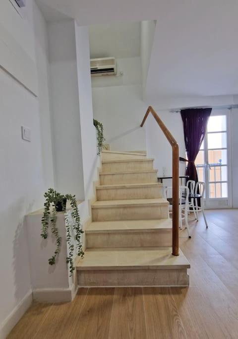 Encantador Duplex Para 6 A 1 Minuto De La Playa بينالماذينا المظهر الخارجي الصورة