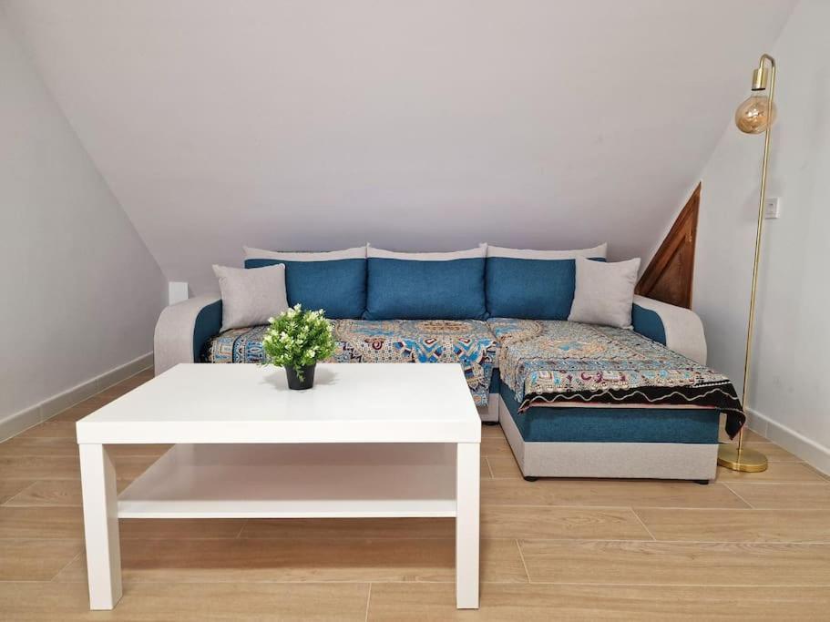 Encantador Duplex Para 6 A 1 Minuto De La Playa بينالماذينا المظهر الخارجي الصورة