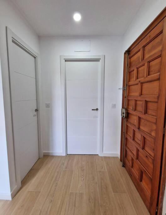 Encantador Duplex Para 6 A 1 Minuto De La Playa بينالماذينا المظهر الخارجي الصورة